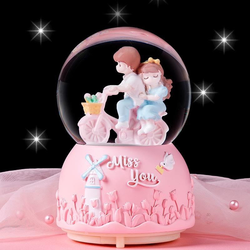 Cartoon Couple Crystal Ball Resin Snow Globe Music Box Toy