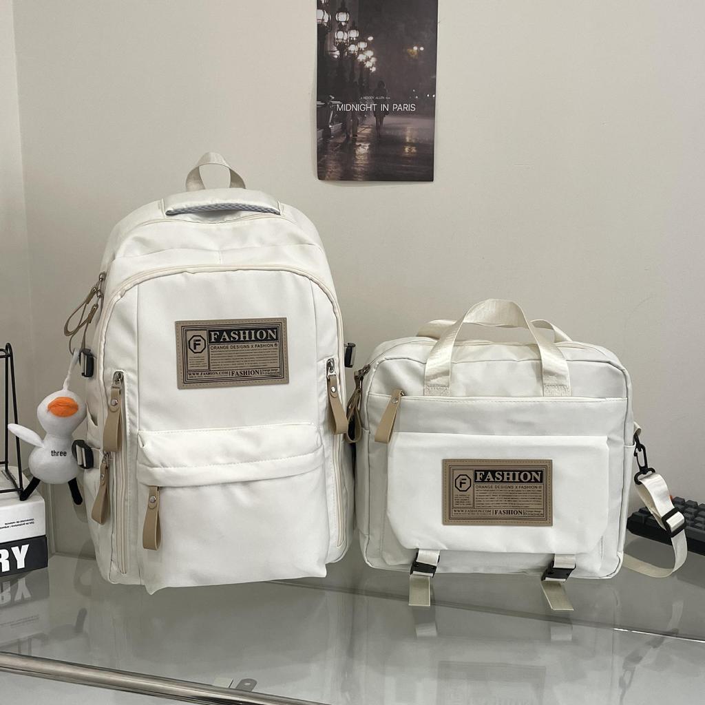 Fashionable Water-Repellent Student Backpack: Trendy High-Capacity Design for Couples