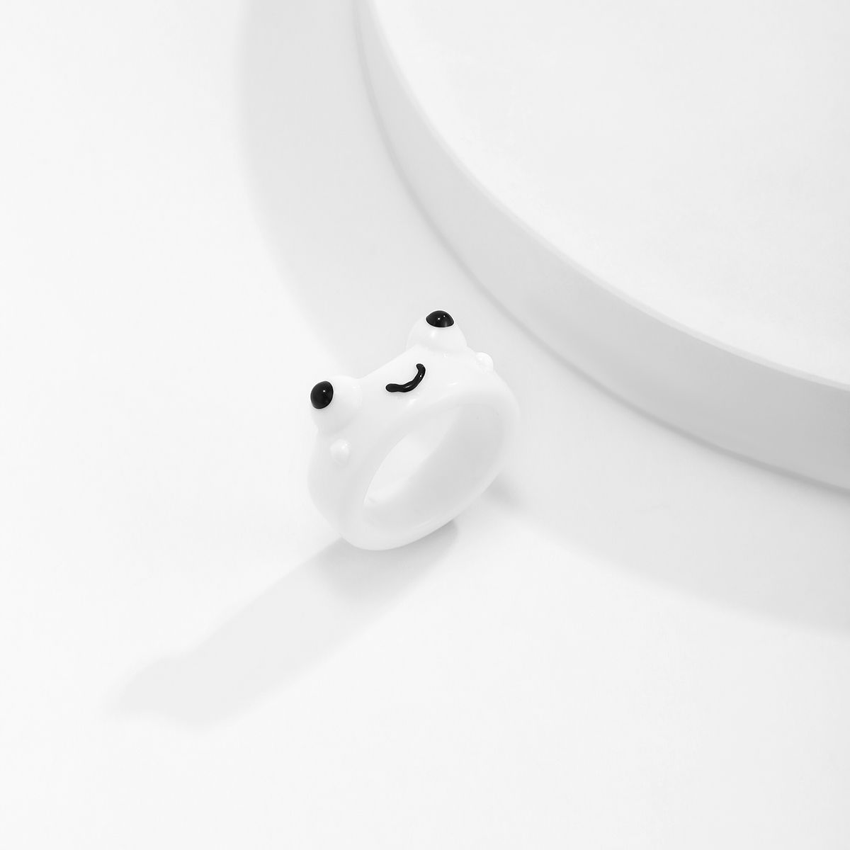 

Забавный цыпленок корейский красочный контрастный животный акриловый кольцо-лягушка из смолы модная бижутерия white-frog