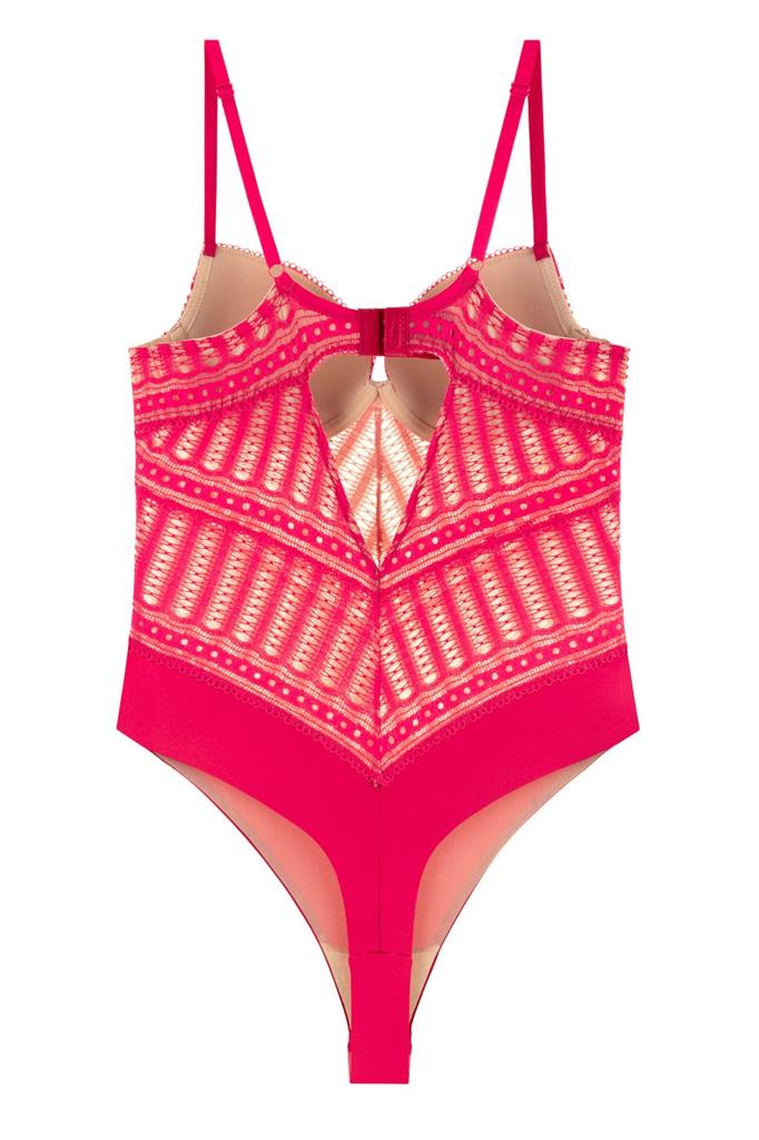 Corpul Anabel Arto (90646)