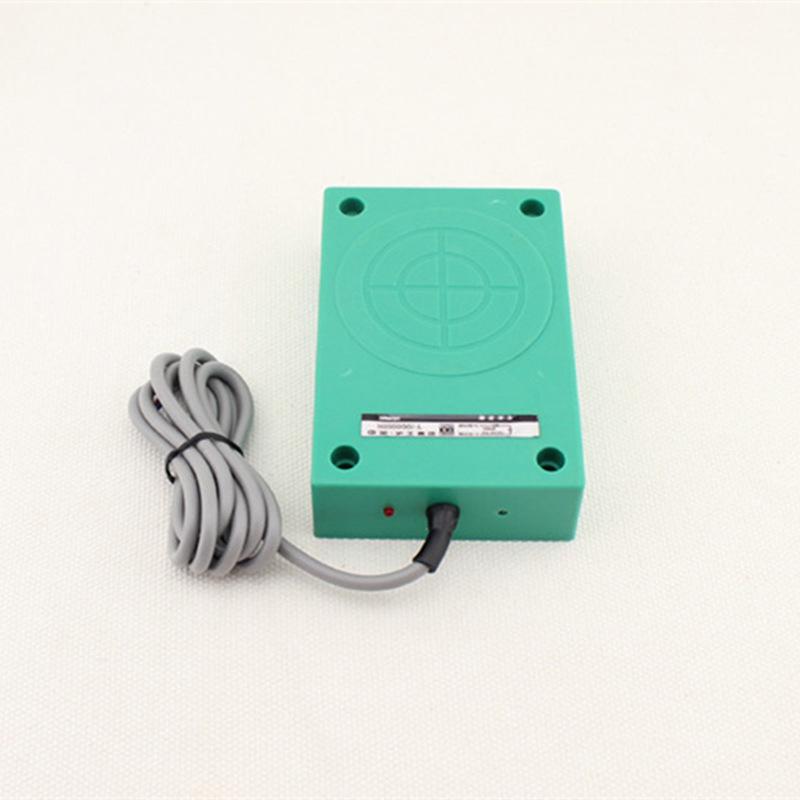Huguang LMF43-3040NANBPAPBNCPCLALB2040ABC Rectangular Inductive Proximity Sensor