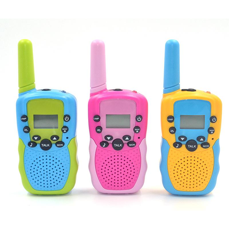 Zwei Spielzeug-Walkie-Talkies T388 Pager-Kommunikationsgerät für die interaktive Nutzung im Freien