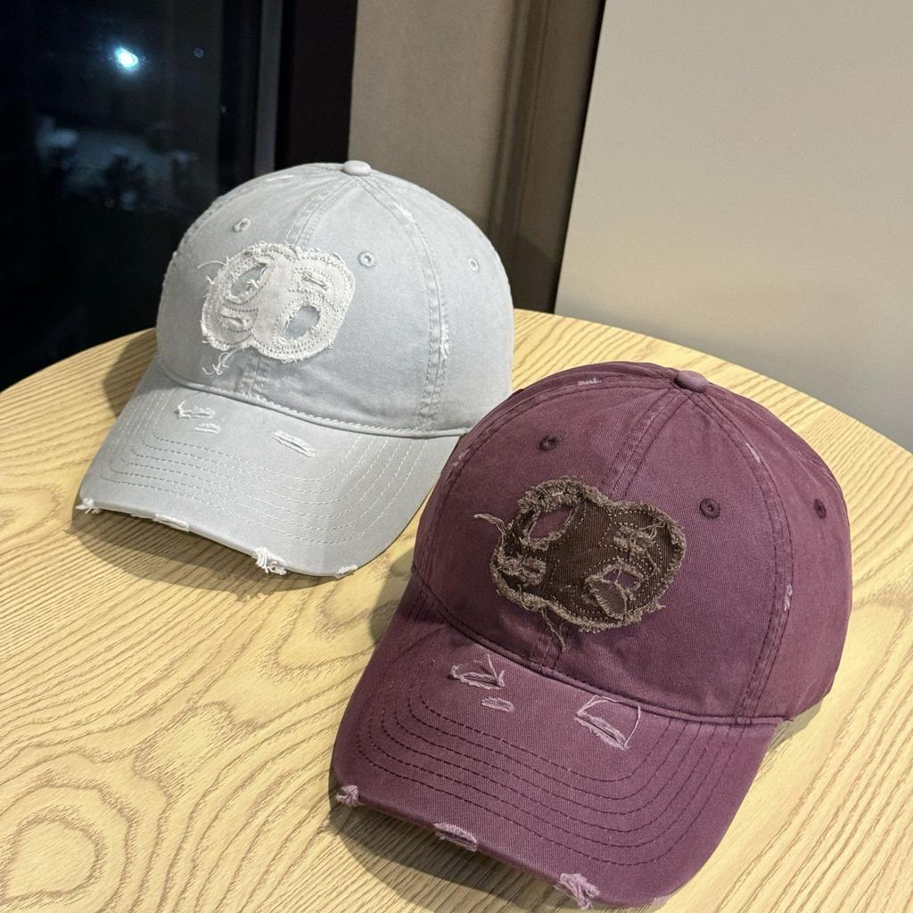Korean-style Vintage Street Letter Patch Baseball Cap for Men and Women, Distressed and Frayed, Sweet and Cool Duckbill Hat for Couples