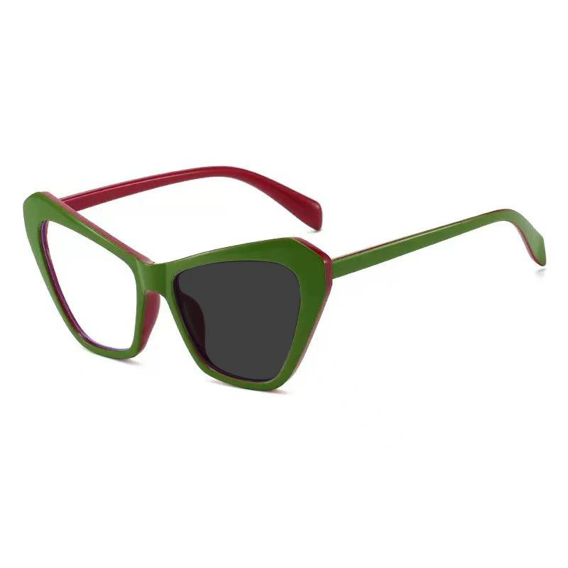 2025 New Fashionable Photochromic Presbyopia Glasses Cat's Eye Large Frame Street Photography Anti Blue Light Glasses