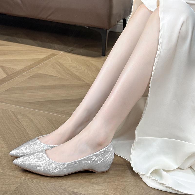 Fairy Style Pointed Toe Flat Shoes - Champagne Gold & Silver, Perfect for Weddings, Plus Size, Bridesmaids, and Pregnant Women. Hidden Heel.