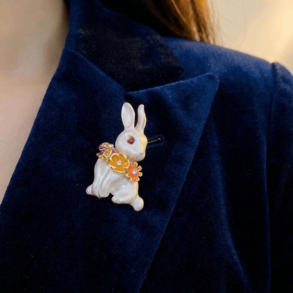 Elegant Animal Brooch Vintage Easter Enamel Pin Fashion Rabbit Brooch  Collection