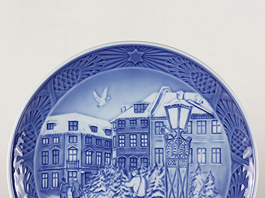 ROYAL COPENHAGEN Year Plate 2018 [Certificate/Leaflet Included] [Used]
