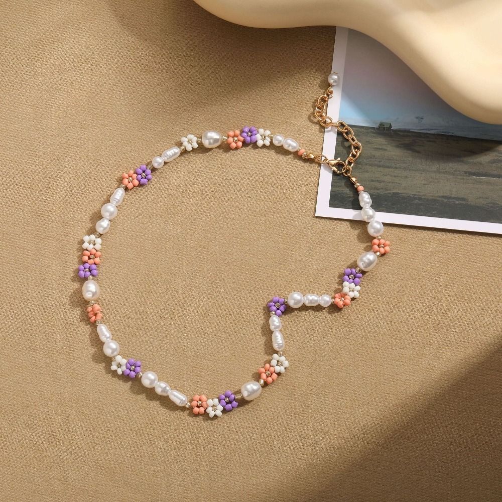 Minority Design Daisy Bracelet Bead Flower Pearls Clavicle Chain Simple Rice Bead Necklace  Women