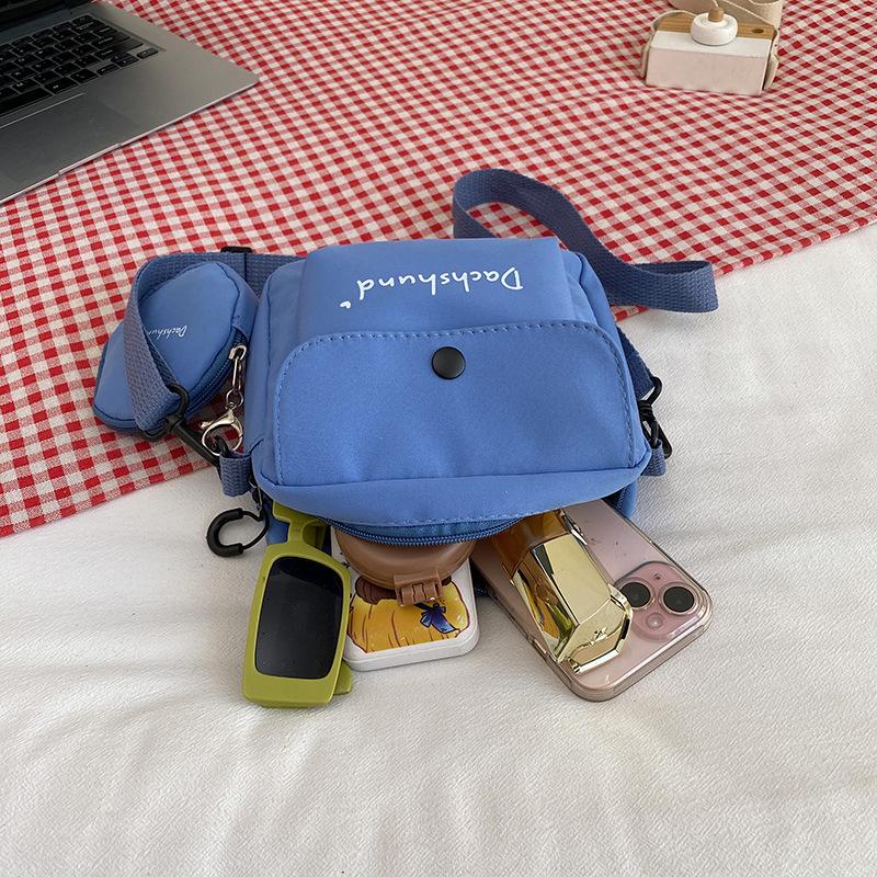 Nylon Cloth Bag Women's 2025 New Trendy Ins Small Fresh Shoulder Messenger Bag Versatile Student Lightweight Mobile Phone Bag