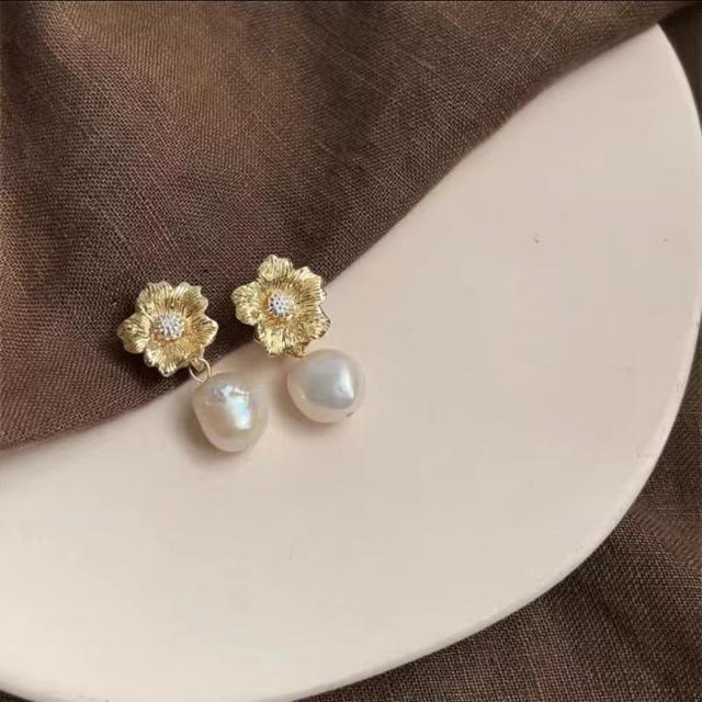 S925 Silver Needle Pearl Stud Earrings for Women