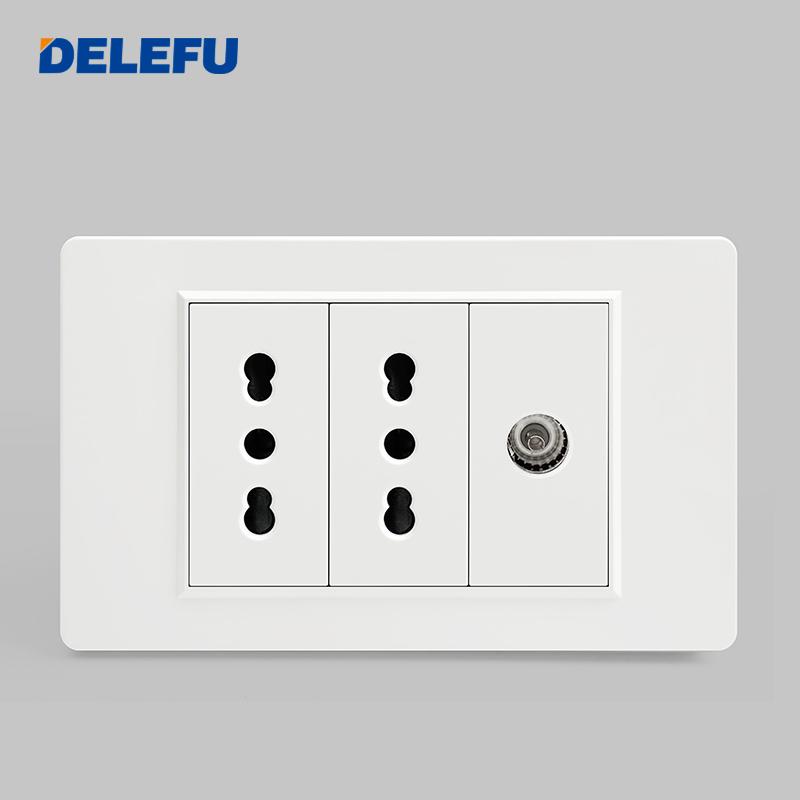 DELEFU Italian Standard White 118 Type Wall Switch Socket with USB + TYPE-C Socket Is Suitable for Hotels and Households.
