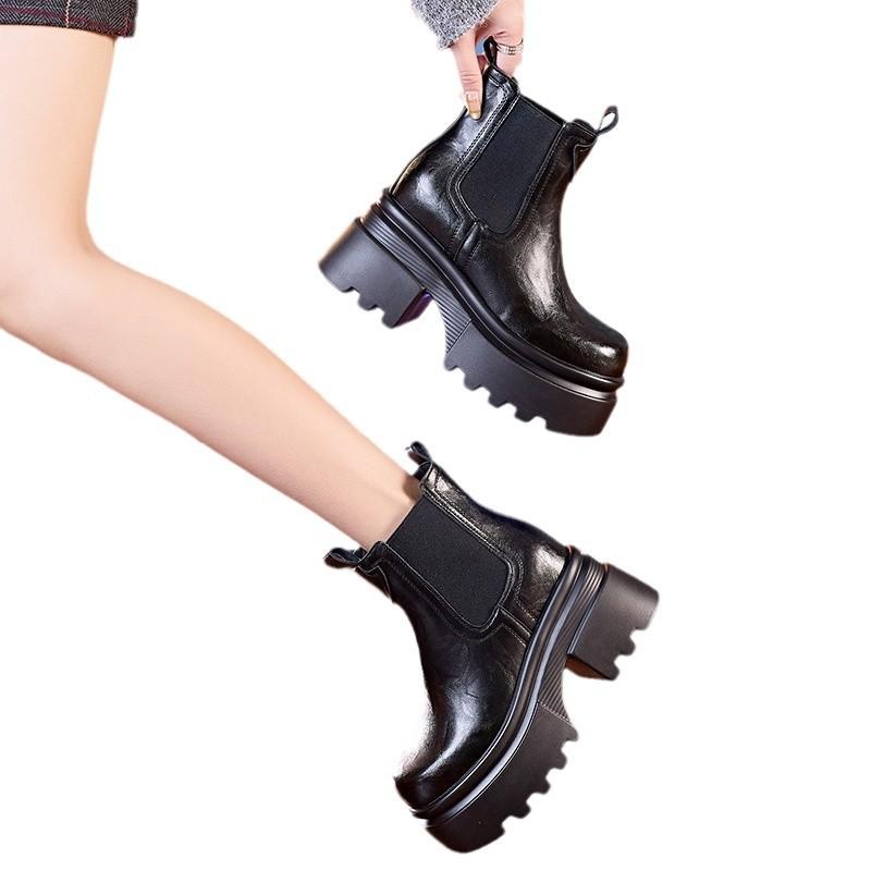 8665 Dámské boty Martin 2025 Podzim a Zima Nový Britský Styl Univerzální Krátké Boty Vysoké Silné Podrážky Vnitřní Výška Doutníkové Boty