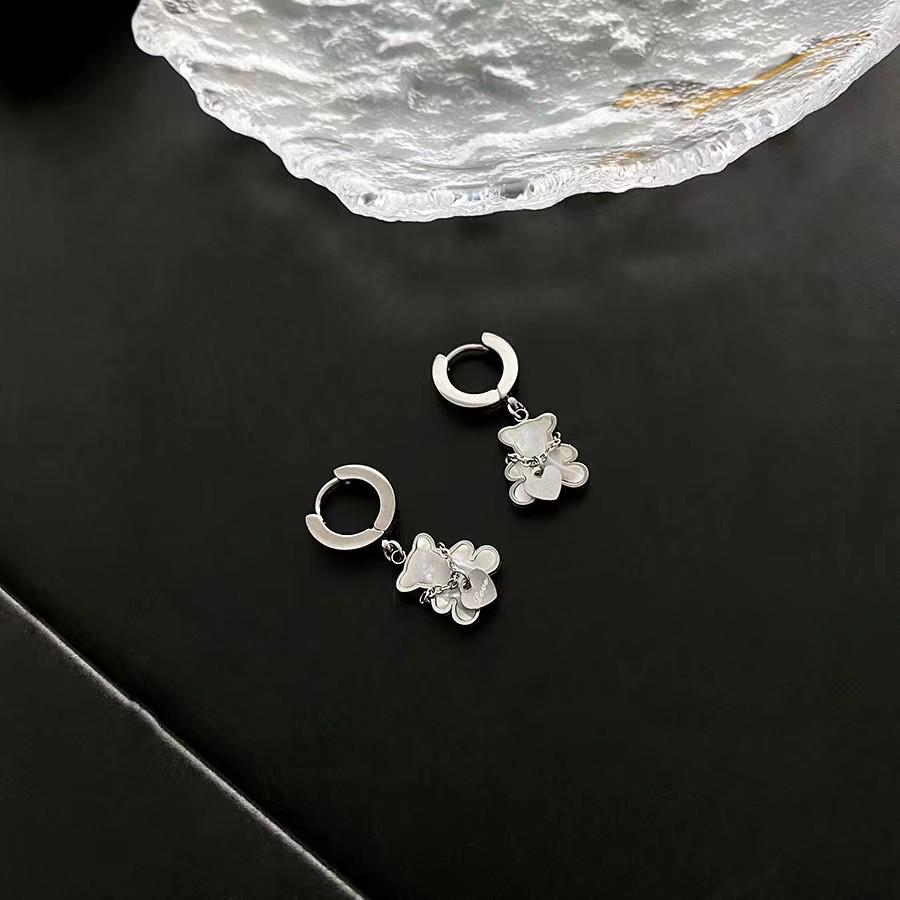 Sweet Peach Heart  Bear Earrings, Titanium Steel Studs with White Shell, Korean Style for Women