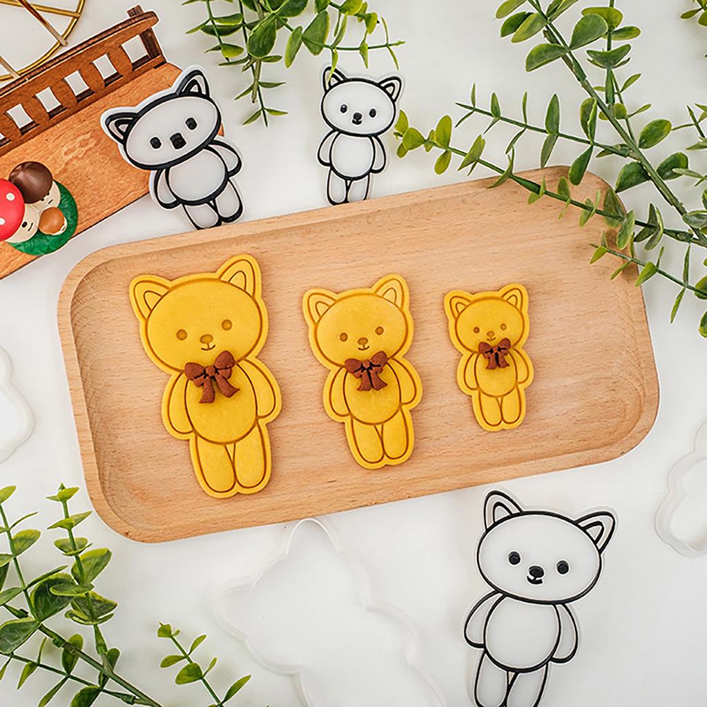 Plastic Biscuits Molds Cookie Stamp Cartoon Animals Cookie Cutter Fondant Cake Molds Kitchen Pastry Baking Tool