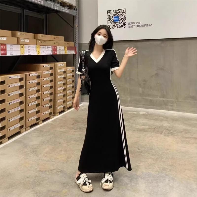 French high-end V-neck short-sleeved dress spring and summer new beautiful skirt waist long skirt