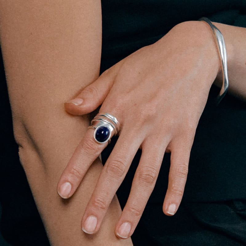 Goyu BOLD STONE RING SODALITE