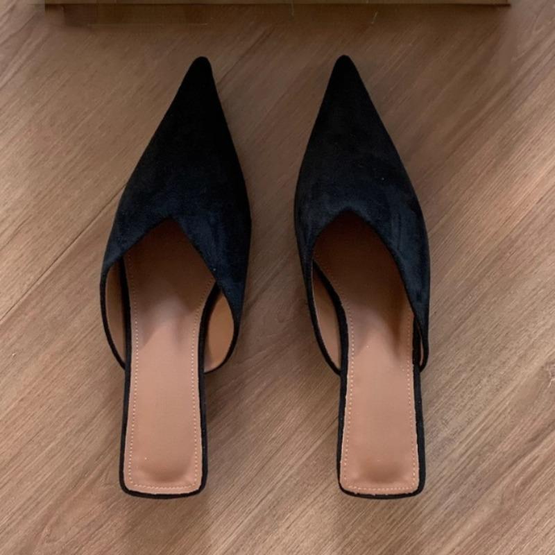 Modne Szpilki Damskie z Ostrym Noskiem Kapcie Jesień 2025 Zamszowe Buty Modowe Projektant Eleganckie Sandały Slingback Nowe Trendy Zapatos Mujer