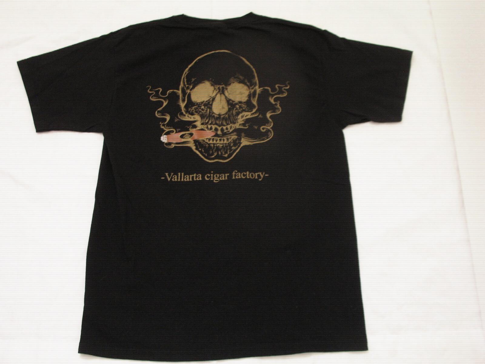 Puerto Vallarta Cigar Factory T-Shirt Mens M Skull Smoking a Cigar S разноцветный