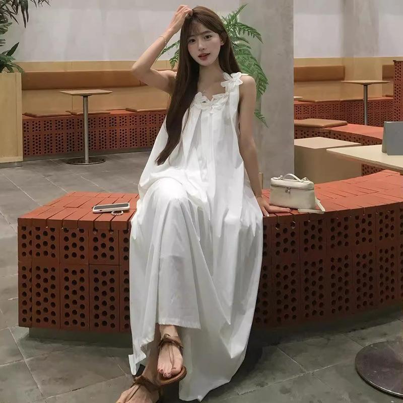 French white sleeveless suspender dress summer new temperament flower seaside vacation wind beach dress