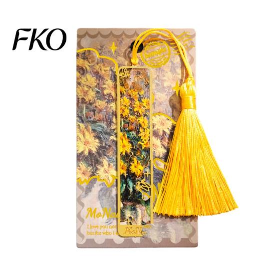 Elegant Reading Bookmark Metal Bookmarks with Tassel, Hollow Out Oil Painting Theme Book Decorative Page Mark, Accessory for Lovers, Women, Teachers,