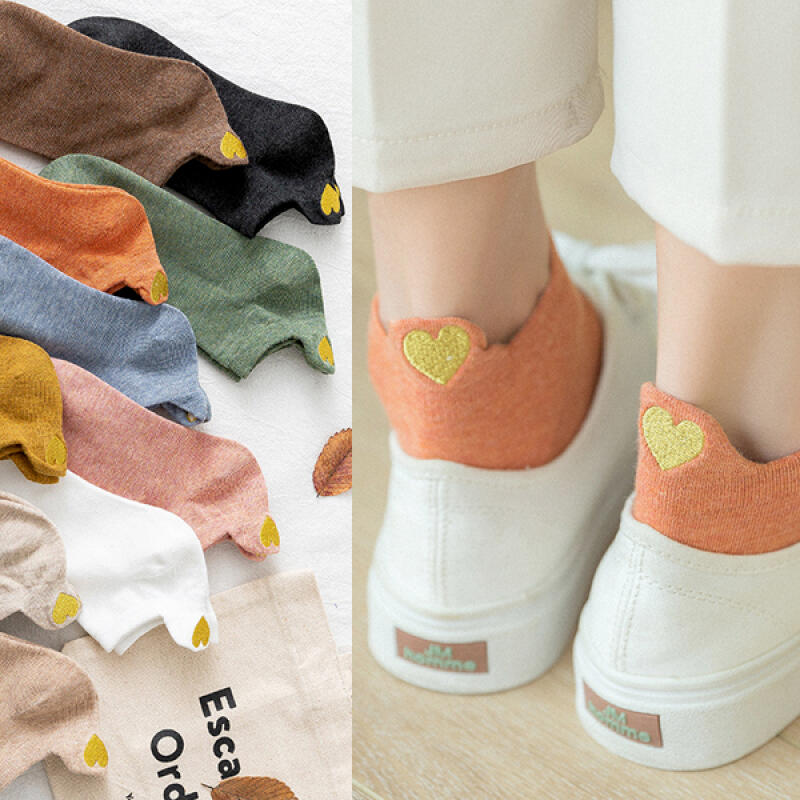 Pina Heart Point Back Ankle Socks Embroidered Fashion Socks green