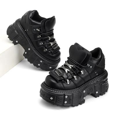 Dames Sneakers Nieuwe Punk Stijl Damesschoenen Gothic Enkel Rocklaarzen Vetersluiting Hakhoogte Plateauschoenen Vrouw Metalen Decor