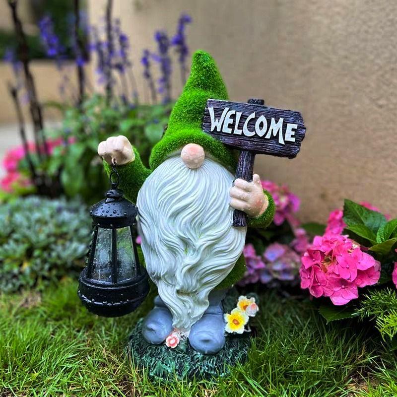 Solar Garden Gnome Resin Ornament for Outdoor Decoration