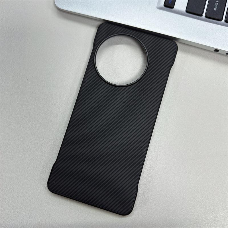 Applicable To OnePlus ACE6 Carbon Fiber Pattern Sticker, Borderless Mobile Phone Case, OnePlus 15 Magnetic Suction 1 + 15R Protective Case