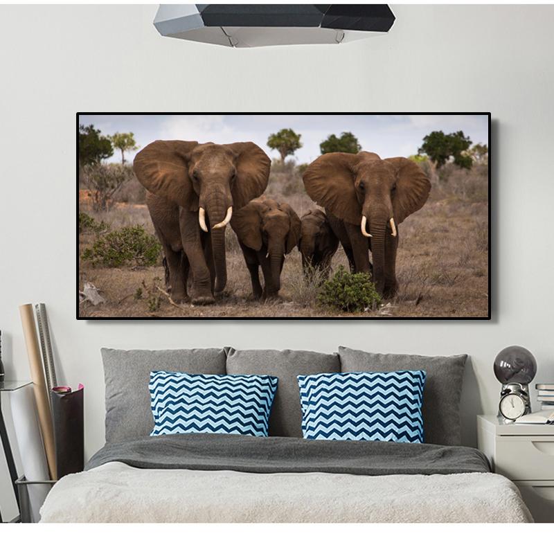 Black and White Animals Poster Print Wall Art Canvas Painting African Wild Elephant Family Picture On the Wall Home Decoration