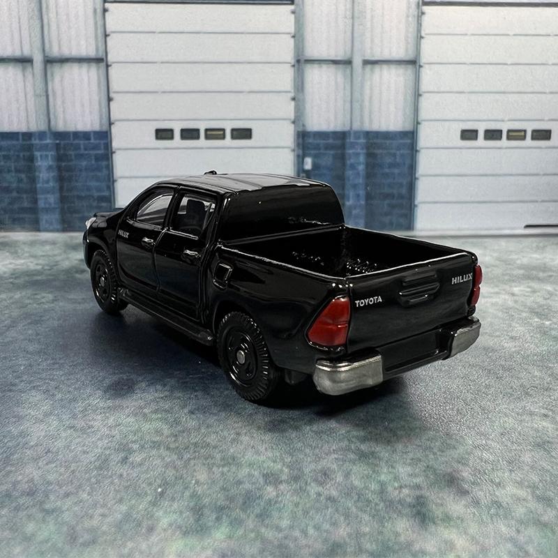 Toyota Hilux Легкосплавні Автомобілі Литі Моделі та Іграшкові Транспортні Засоби Модель Автомобіля Масштабна Модель Автомобіля для Дітей