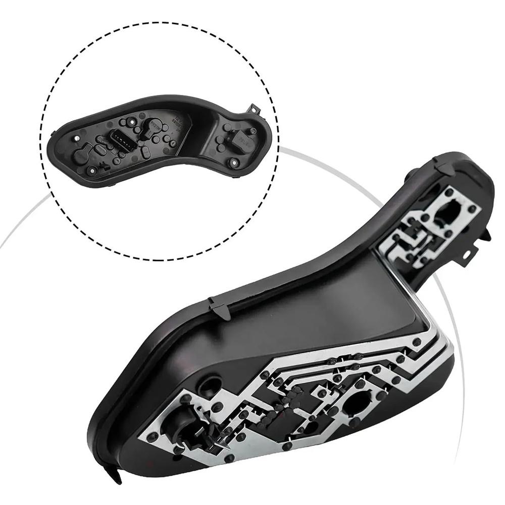 Car Left Side Rear Taillight Socket Assy 26556-3AW0A For Nissan Versa 2012-2018