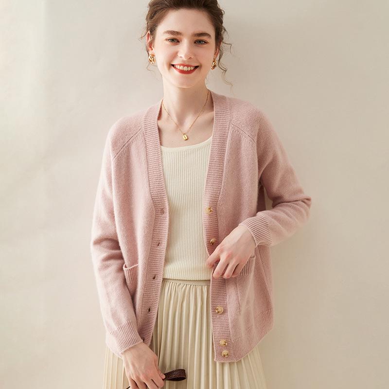 Women's Cashmere V-neck Cardigan: Autumn/Winter, Slimming, Knitted, Raglan Sleeve, Versatile Sweater.