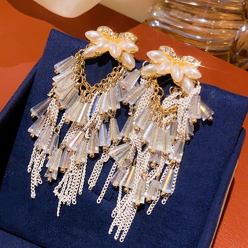 Gold-Plated Vintage Bow Pearl Earrings - Luxury Niche Design Stud Jewelry