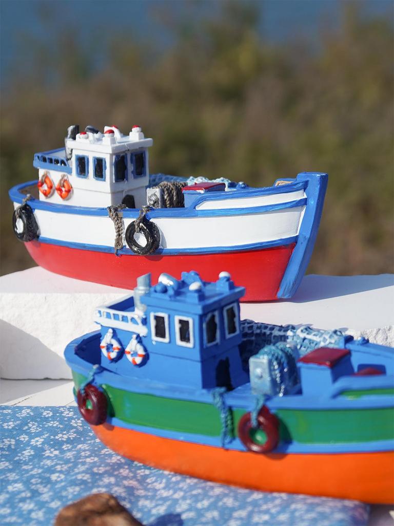 Painted Resin Small Boat Ornament for Home or Children's Room Decor, Seaside Travel Souvenir