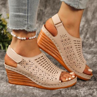 Übergrößen Keilabsatzschuhe Schuhe im neuen Stil Ausgehöhlte Klettversandalen