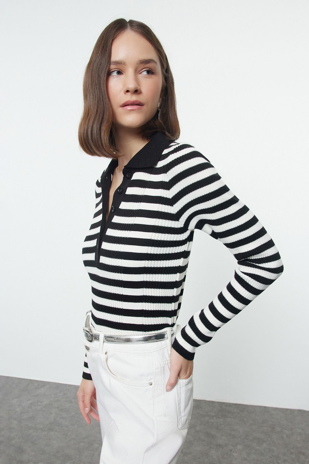 

Women s Fashionable Stylish Sweater Black Polo Neck Basic Striped Knitwear Sweater L