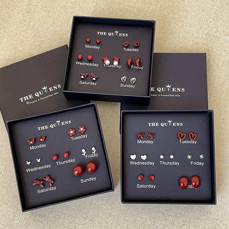 Eine Woche wird sich nicht wiederholen, Ankola Rotes Öl Tropfen Geschenkbox Set, Ohrringe, Damen Leichter Luxus Mode Temperament, Vielseitige Ohrringe