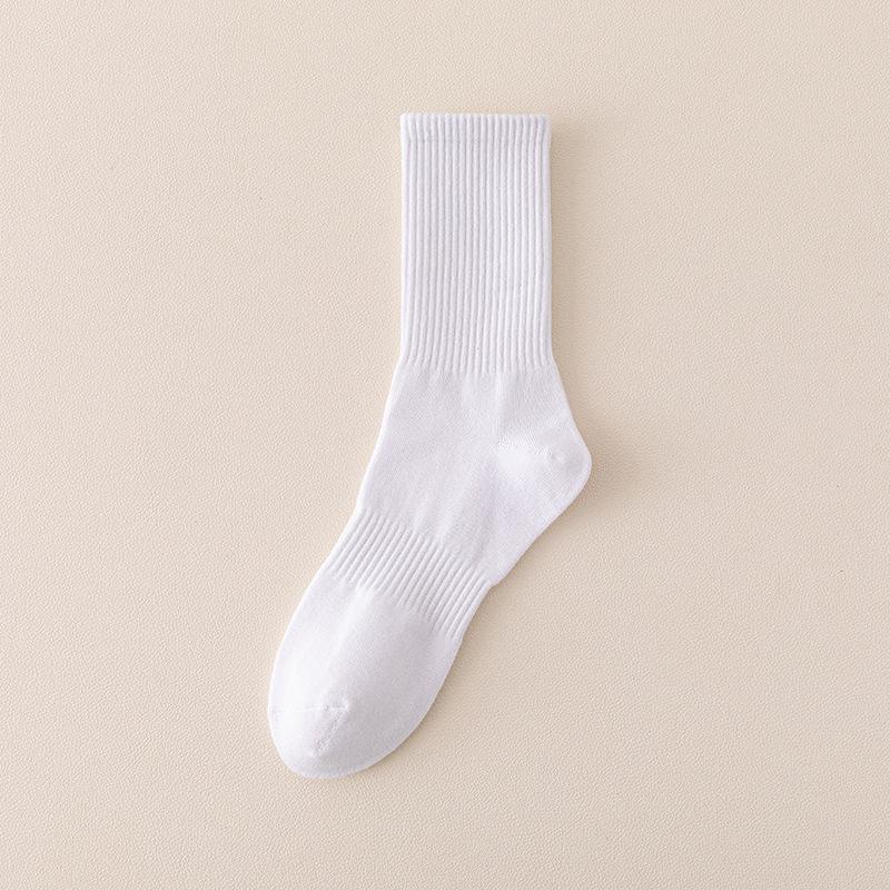 Męskie bawełniane skarpetki sportowe do połowy łydki, czarno-białe, na wiosnę/lato, modny długi styl ze ściągaczem