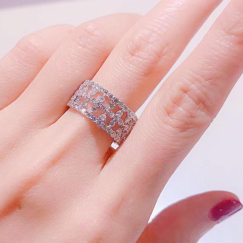 Niche Chic Zircon Diamond Lace Ring for Women Size 7