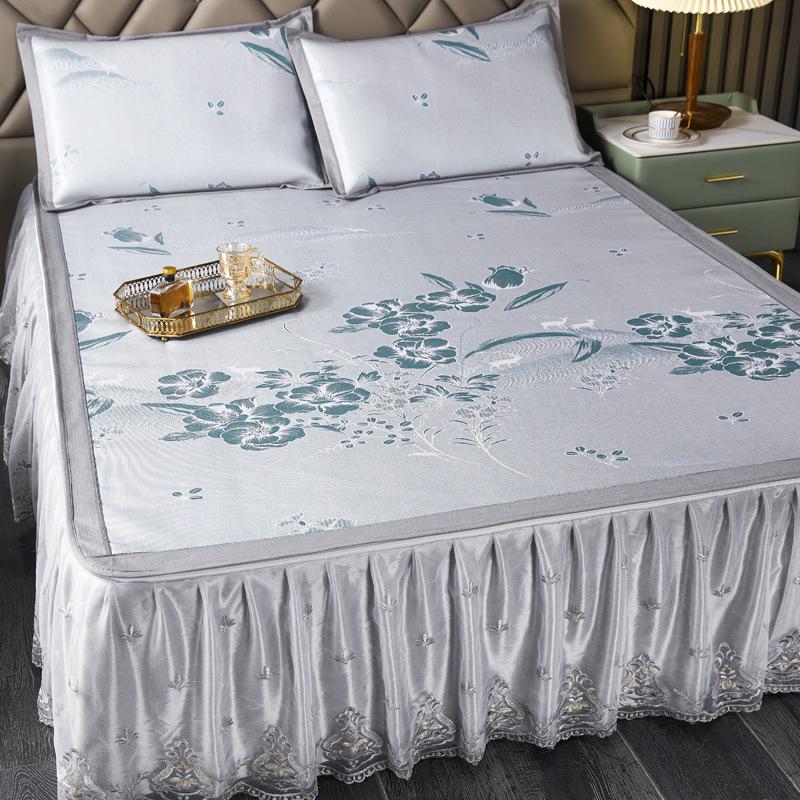 2026 Summer Ice Silk Bed Skirt Set: Soft, Machine Washable, and Detachable Three-Piece Mat 150*200cm Ice Silk Set
