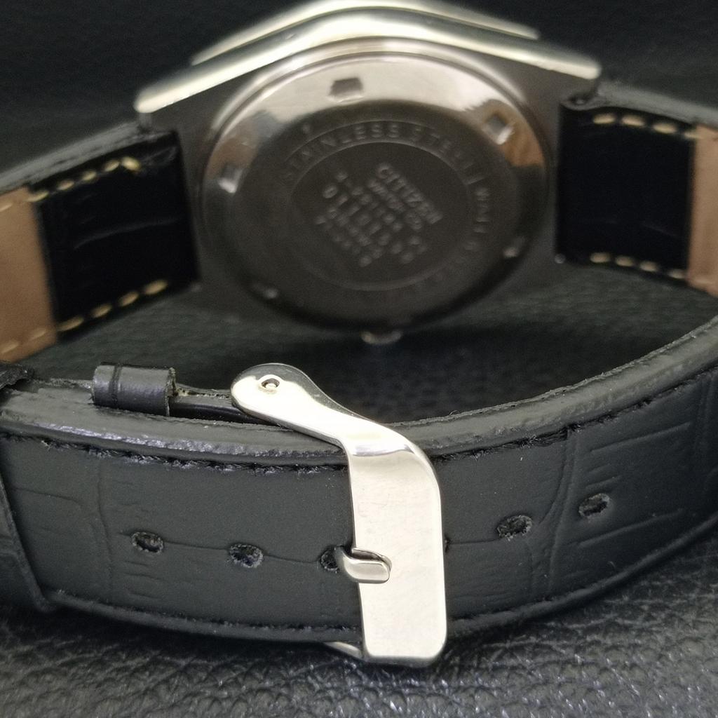 USED VINTAGE CITIZEN AUTOMATIC 8200 JAPAN MENS ARABIC WHITE DIAL WATCH a434812-2 R123-a434812