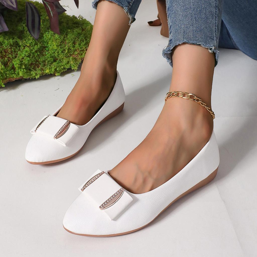 Flat-soled single shoes spring and autumn new shallow soft-soled pointed beanie ladyshoes casual mother shoes