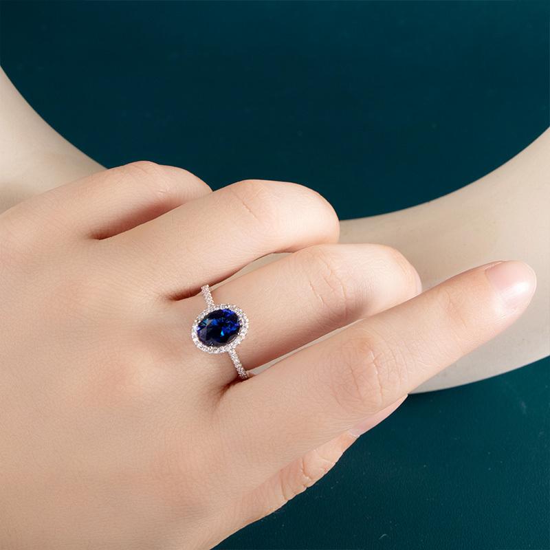 BELLA BOX Klassischer Damenring mit ovaler Form, blauen Edelsteinen, Zirkon, silberfarben, Finger, Hochzeit, Verlobung, Brautschmuck
