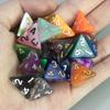 10 Stück Zufällige Polyedrische Kunststoffwürfel D4/D6/D8/D%/D10/D12/D20 Verschiedene Farbvarianten für DIY Tischspiel DND Brettspiel