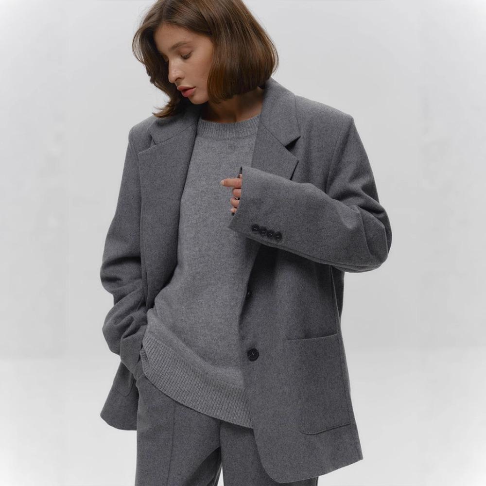 Women's Crew Neck Long Sleeve Knit Sweater Loose Fit Minimalist Casual Solid Pullover Jumper