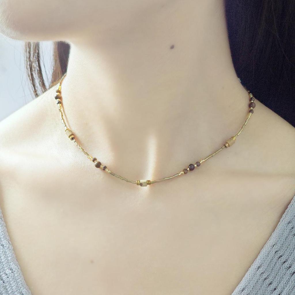 Coffee Colored Retro Ethnic Beaded Necklace: Light Luxury Heart & Bamboo Clavicle Chain