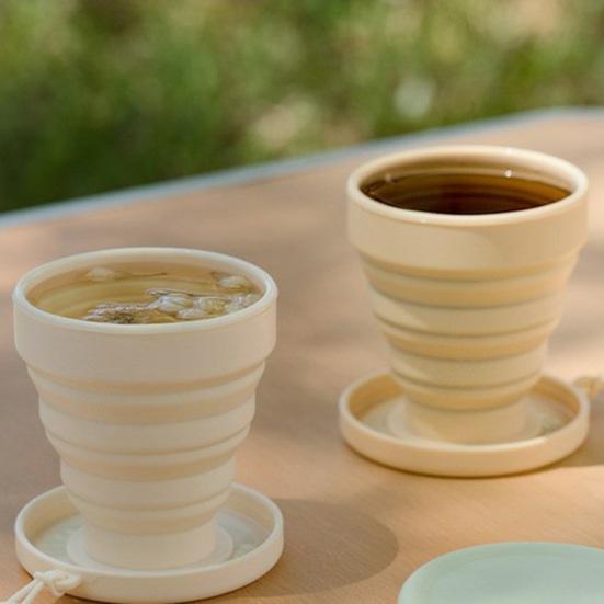 Silikon Faltbarer Wasserbecher für Reisen und Outdoor-Nutzung Weiter Mund Faltbar Tragbarer Trinkbecher für Kaffee Saft Erfrischungsgetränke Wiederverwendbar Faltbar