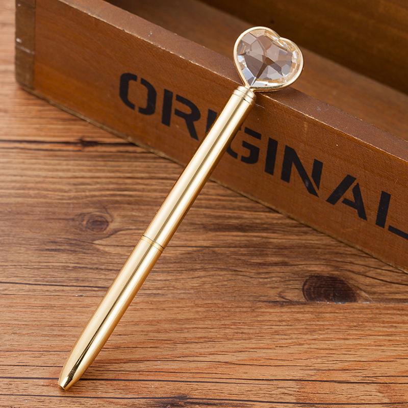 

Шариковая ручка Kawaii Crystal Fashion Girl в форме сердца с большой бриллиантовой металлической ручкой золотой