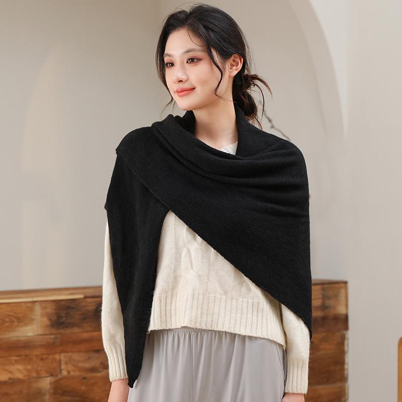 Autumn And Winter Korean Version  Women Neck Wrap Blended Triangular Shawl Female Thickened With Knitted Warm Shoulder Scarf