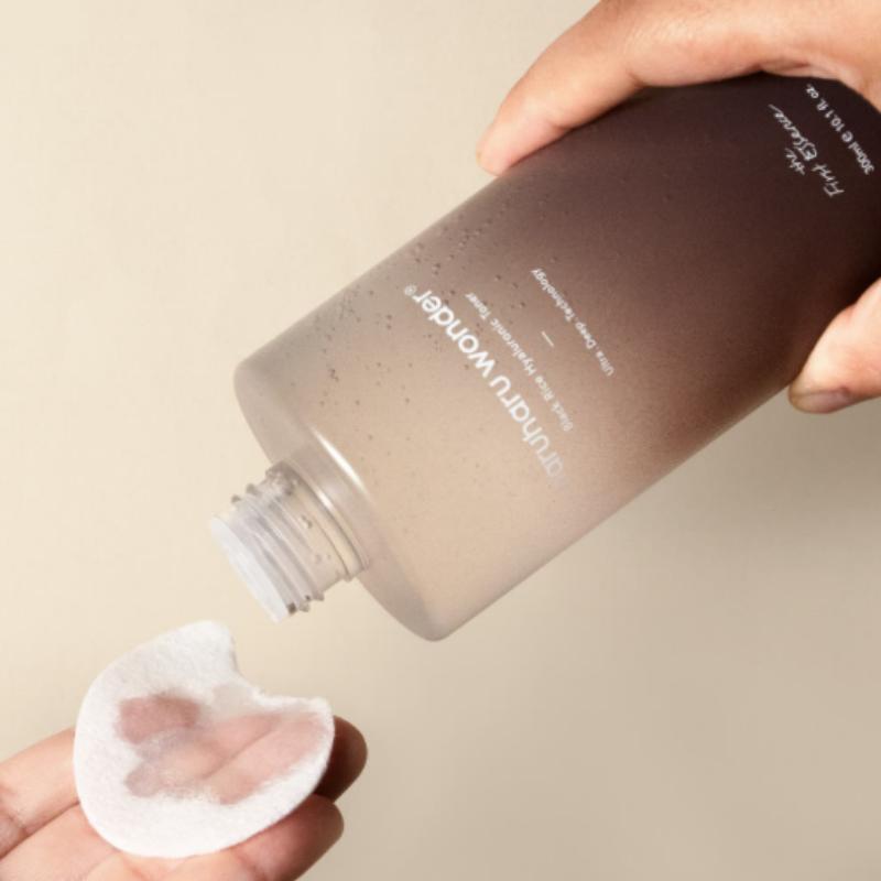 HARUHARU WONDER Black Rice Hyaluronic Toner 300ml (+Free Gift)